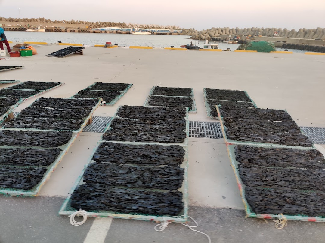 A timeline photo. Click photo to open fullscreen when on a tablet or desktop device.